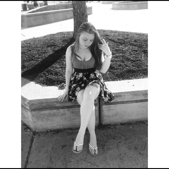 Pink dress with flowers on the bottom💕 - Picture 3 of 3